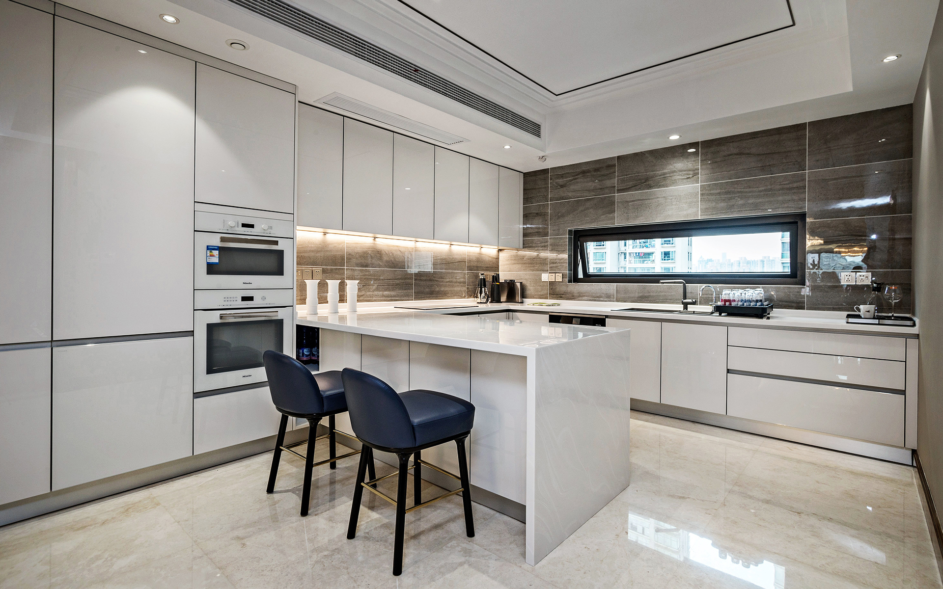 厂家订制整体橱柜设计装修效果图2